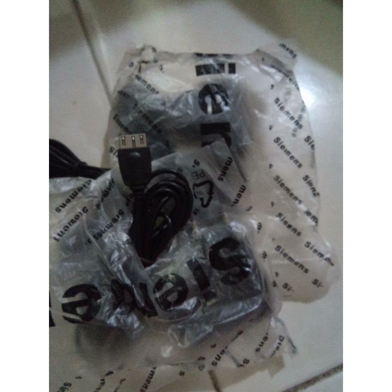 Charger Siemens C55 C65 M55 A60 A70 SL55 CL75 A62