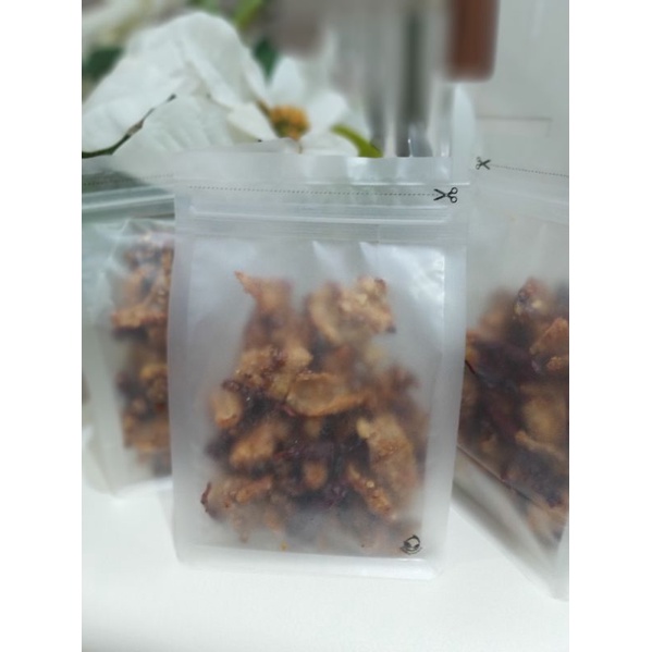 

KULIT AYAM SARIWANGI PEDAS MANIS HOMEMADE NY SANNIO