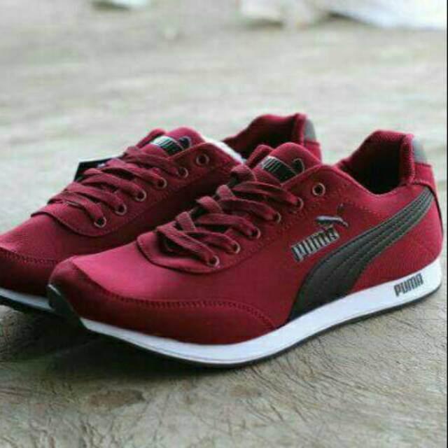 SEPATU RUNNING PUMA