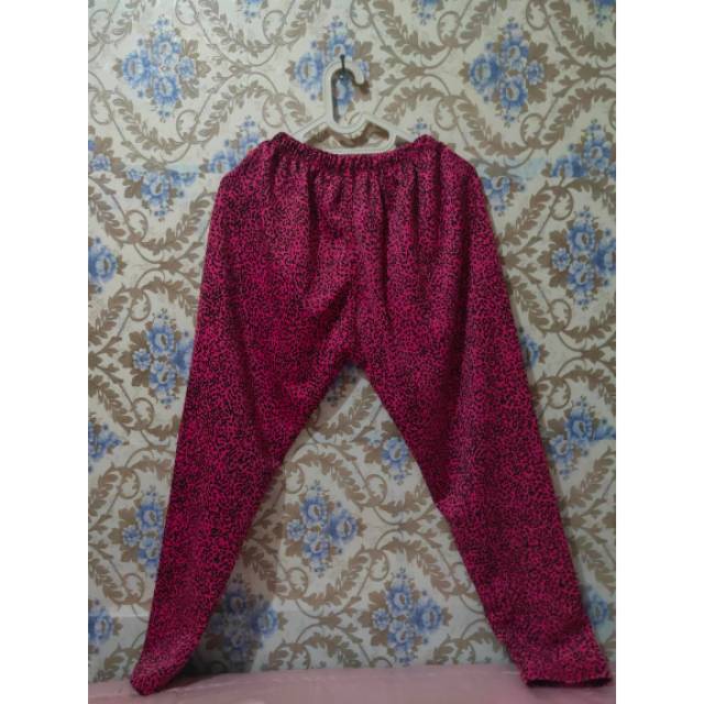 PRELOVED celana loreng
