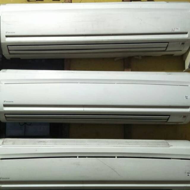AC Daikin 2pk freon R410 second