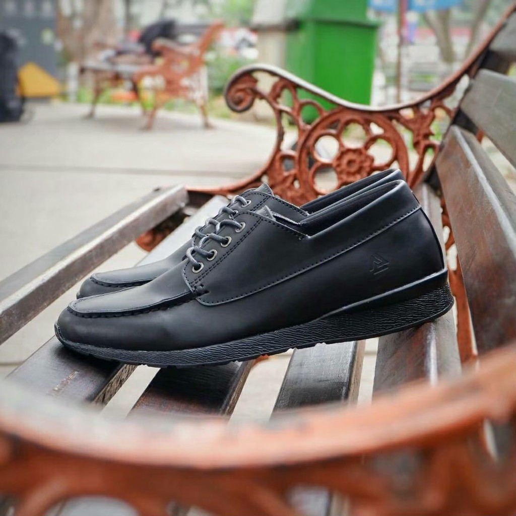 Sepatu Casual Pria Model Terbaru BSC Collin Original Sepatu Kasual Semi Formal Terbaru Sepatu Nongkr