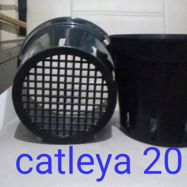 Pot Anggrek Plastik 20 cm 1 lusin