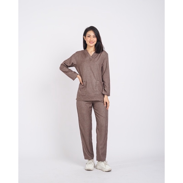 [LENGAN PANJANG] OK TWO TONE / DENIM EDITION / MEDICAL SCRUB / BAJU JAGA / BAJU OK/ BAJU PERAWAT / BAJU JAMAL DENIM / BAJU OK TWO TONE LENGAN PANJANG-COFFEE-LENGAN PANJNG