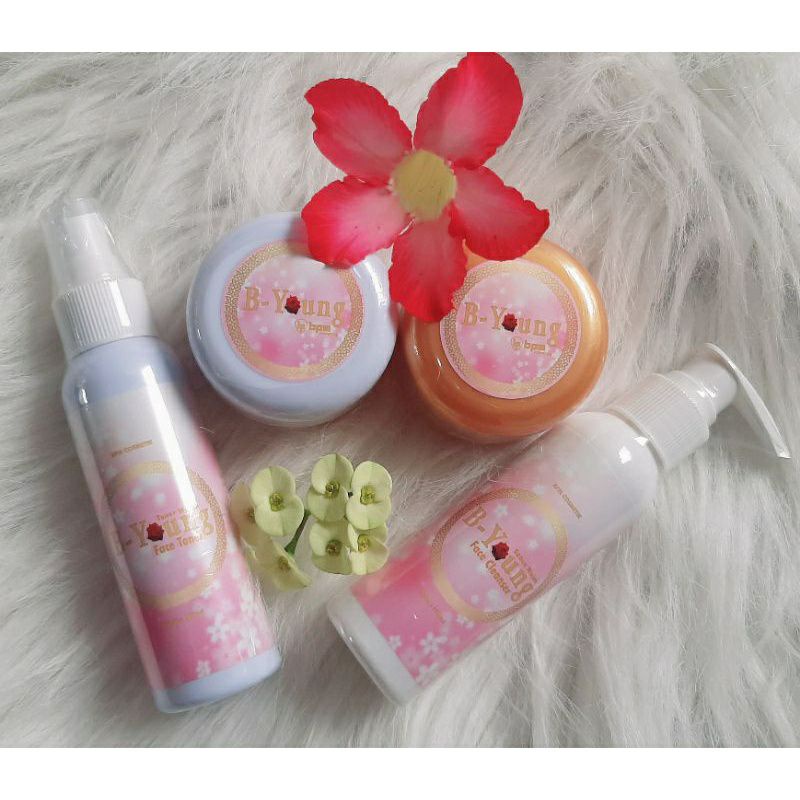 Cream B-Young 30gr  pemutih wajah super ampuh hanya paket cream siang dan malam