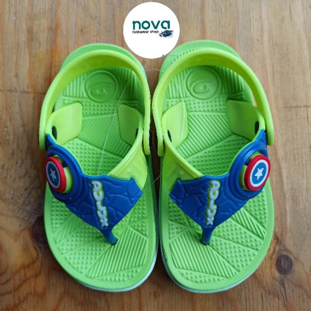 Sepatu sandal dulux captain amerika
