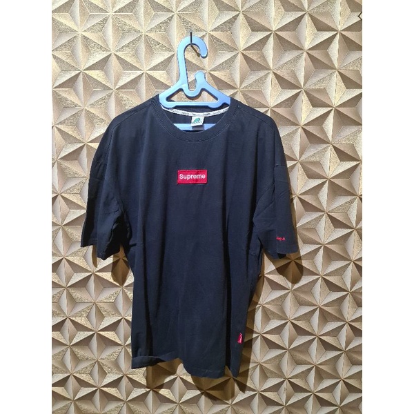 kaos supreme hitam logo box original second brand