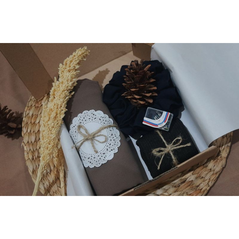 

TERLARIS | COD | HAMPERS HIJAB/HAMPERS KADO/HAMPERS IBADAH