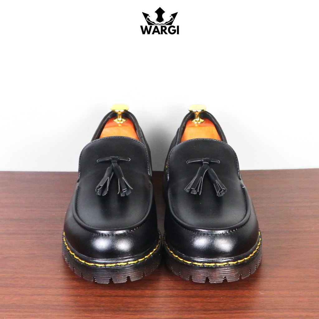 38-43 WARGI PONDACY - Sepatu Loafers Docmart Pria Hitam Sepatu Penny Formal Casual