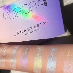 Anastasia Beverly Hills Aurora Glow Kit