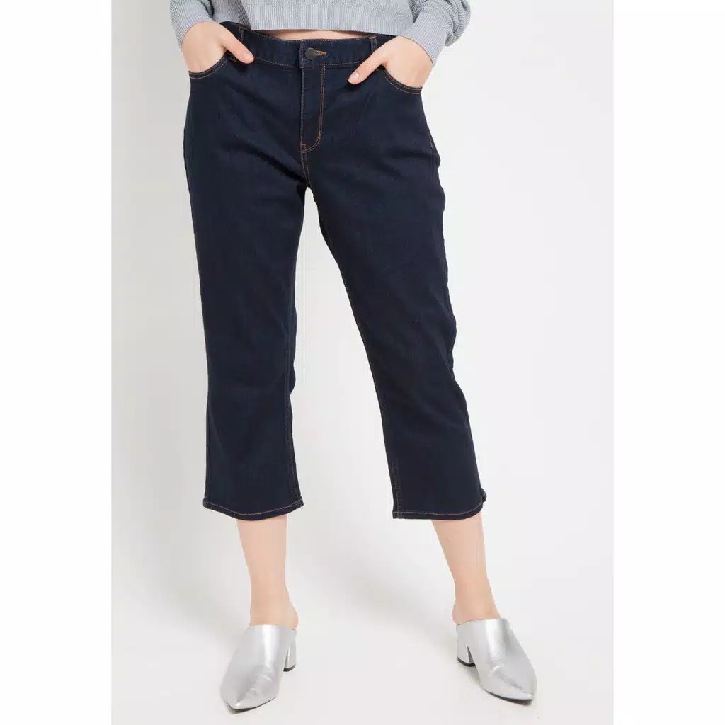 Giordano Women Mid Rise Calf Length Jeans