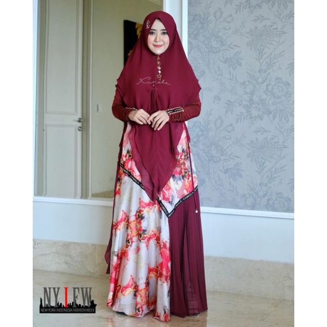 MARBLE MAROON Size M One of Collection NYIFW 2022 by @kameela_hijabku@kemalahijabku