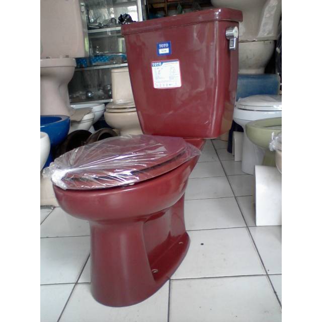 Closet duduk Toto warna merah maroon gratis ongkir Jabodetabek