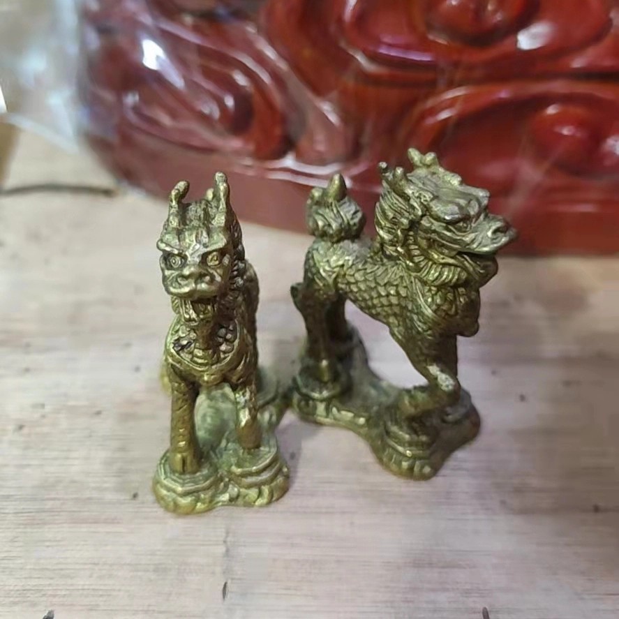 Patung pajangan kilin / qilin fengshui - kuningan - 2 inch