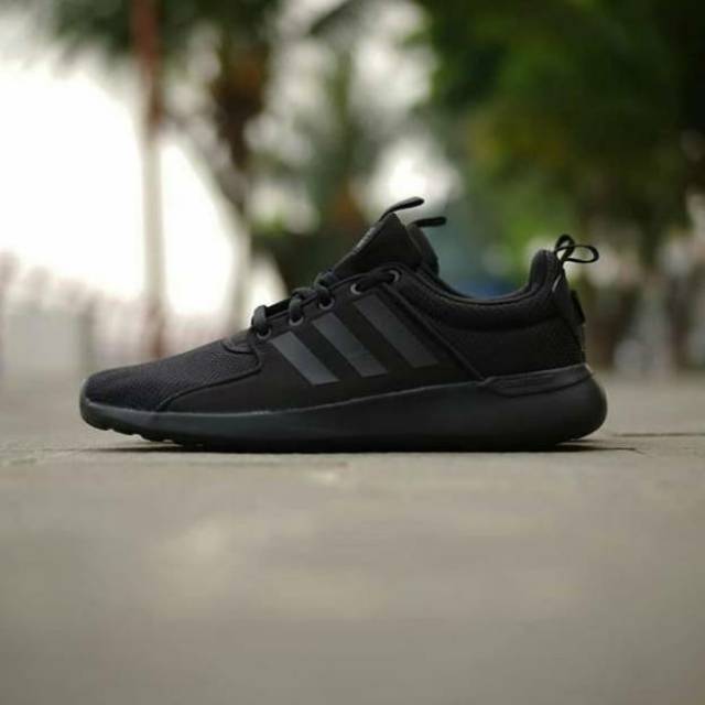 adidas full black sports shoes