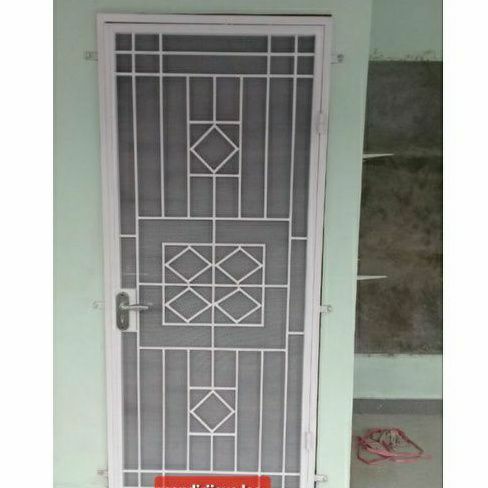 pintu besi kawat nyamuk