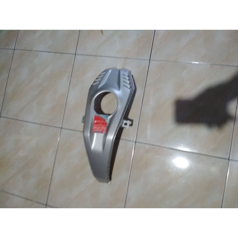 COVER TENGKI YAMAHA R15 VVA V3 ORIGINAL YGP silver