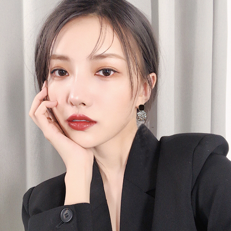 Anting Tusuk silver 925 Wanita Hias Berlian Putih Gaya retro Korea