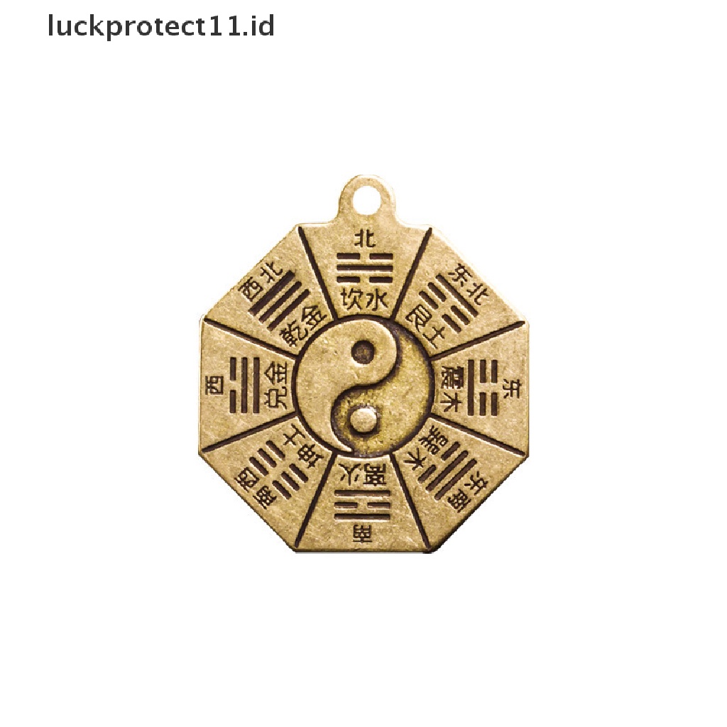 //HG&amp;ID// Feng Shui Chinese Concave Convex Bagua Copper Mirror Keychain The 8 Hexagrams .