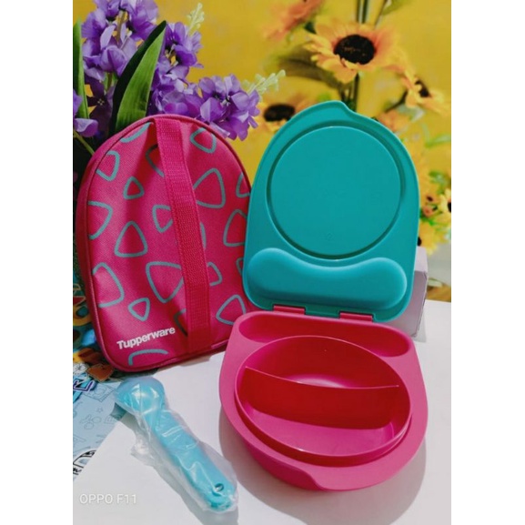Tempat makan tupperware / Tepak / Lunch box / 1 set free tas