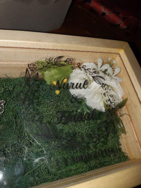 Kotak Cincin Kawin Kayu Akrilik (bantalan Burlap) / Wooden Acrylic Wedding Ring Box