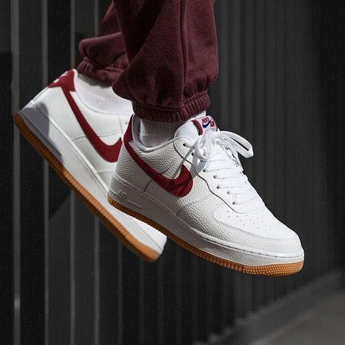 Sepatu Cewek Cowok Sepatu Pria Wanita Nike Air Force 1 07 Team Red Gum