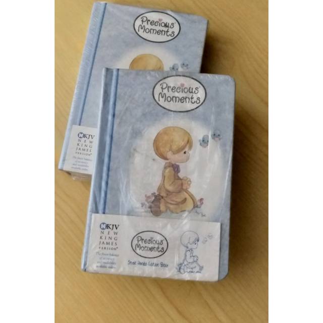 HOLY BIBLE SMALL HANDS EDITION BIBLE