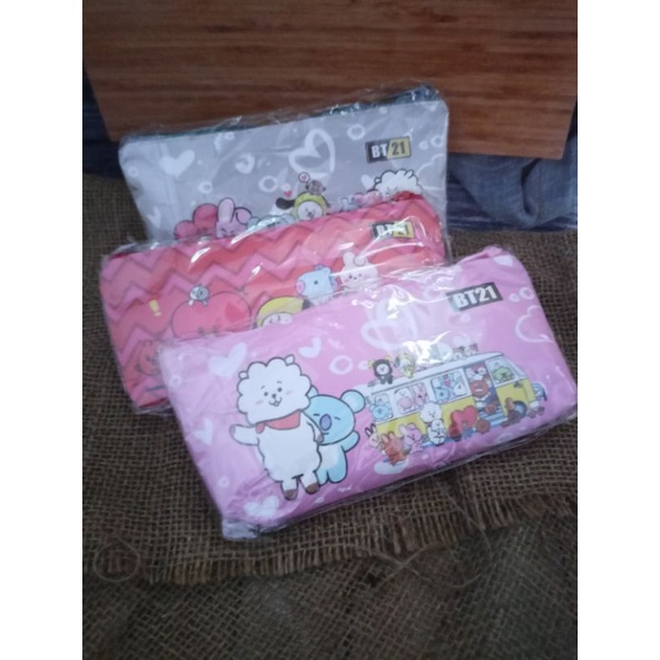 

TEMPAT PENCIL BT 21