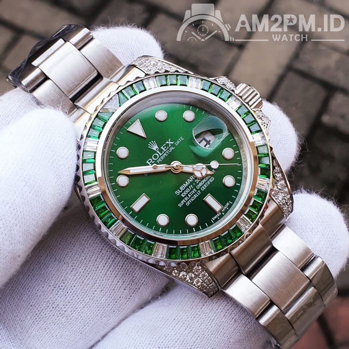 Suplier Jam Rolex Submariner Automatic Silver & Green Diamond Bezel