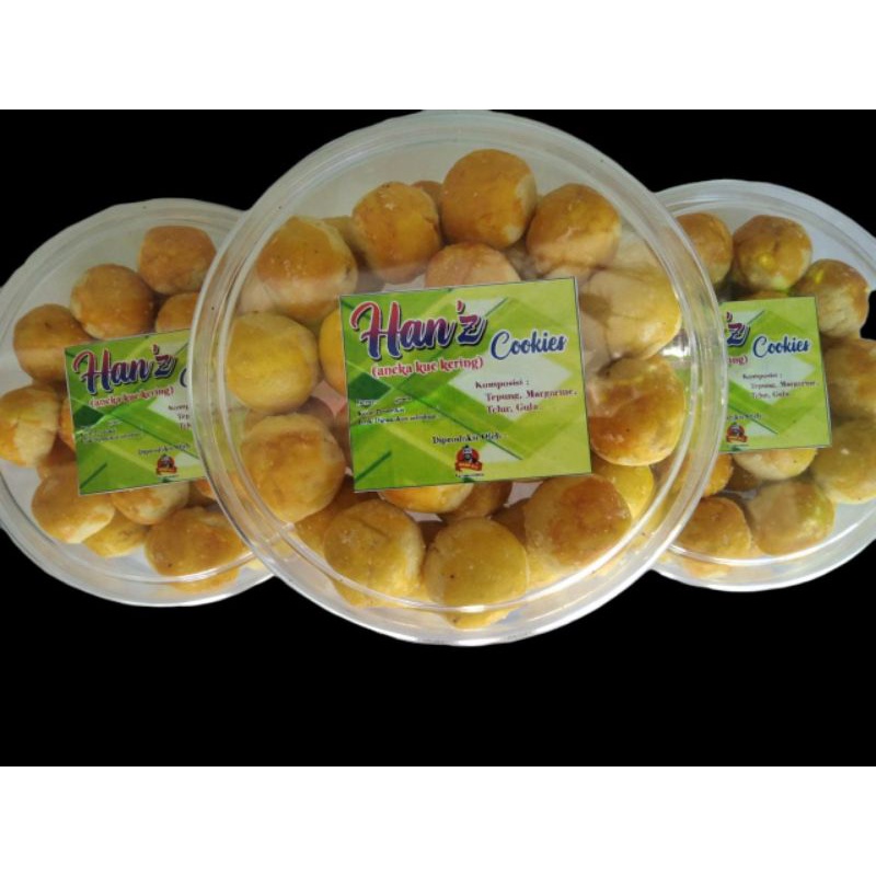 

KUE NASTAR TOPLES 360 GR HOME MADE (FULL NANAS, FULL KEJU & SUSU)