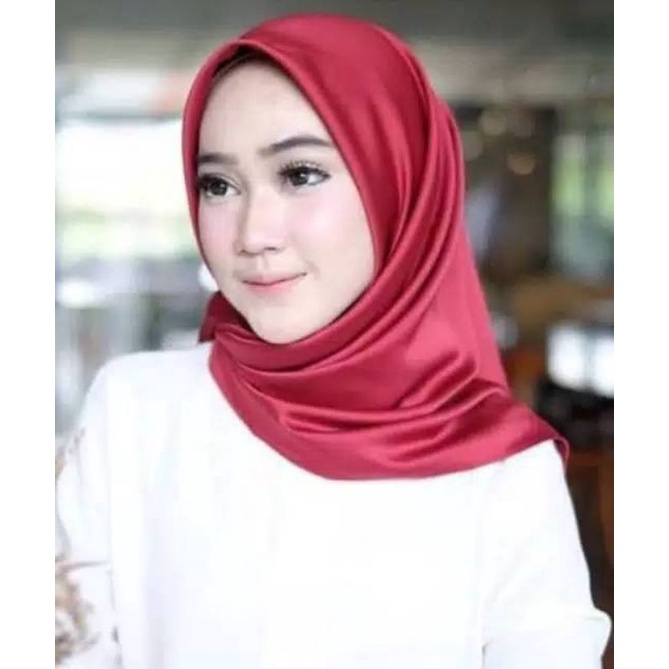 jilbab satin premium//jilbab satin murah//jilbab satin segi empat