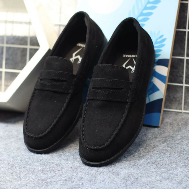 bungkusuku - Sepatu Pria Casual Slip On Pria Kulit Sintetic Loafers Tali Kasual Slop Main Santai Kerja Kondangan