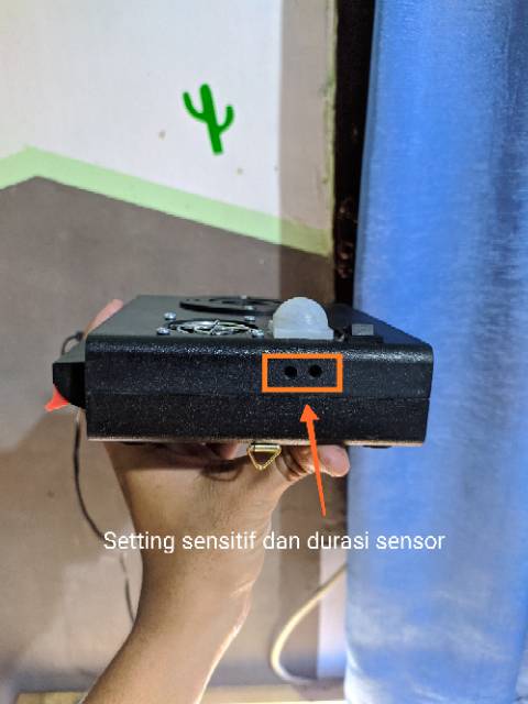 Sonic master burung dengan sensor gerak