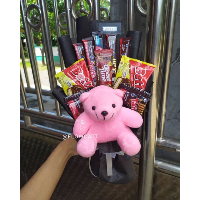 Buket Snack Boneka / Buket Boneka / Kado Wisuda/ Bucket Boneka / Bucket Snack / Buket Snack