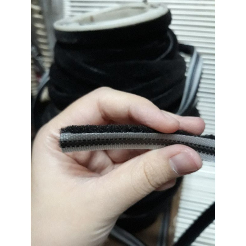 Karet Mohair/ Karet Pelipit Kaca Plat Moulding Colt T120 merk IRC