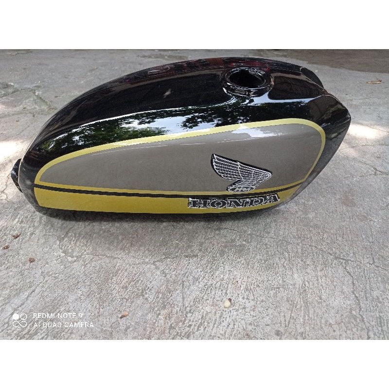 Tanki cb 100,cb glatik warna hitam silver