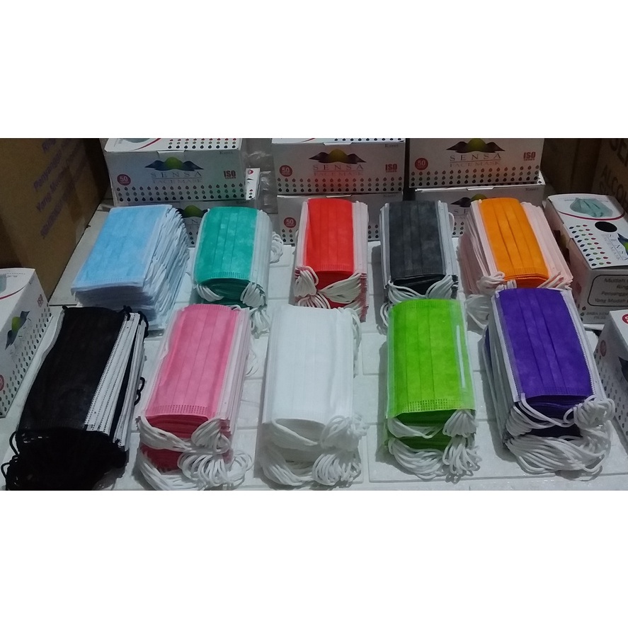 Masker polos warna earloop /bukan hijab harga per box isi50