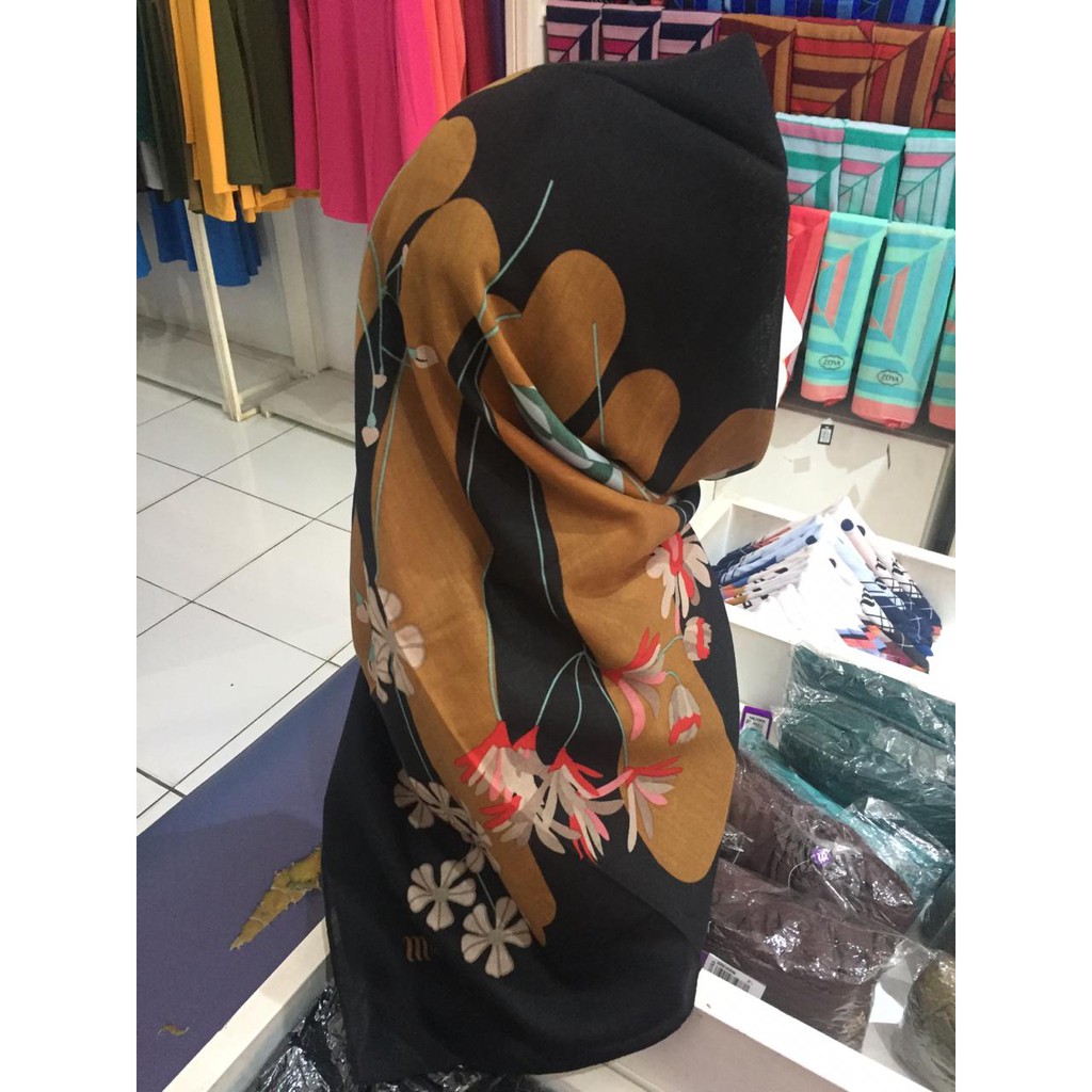 jilbab segi empat mezora kutai black