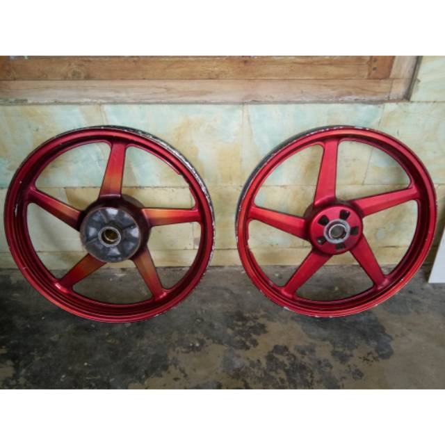 Velg ori vixion old bekas