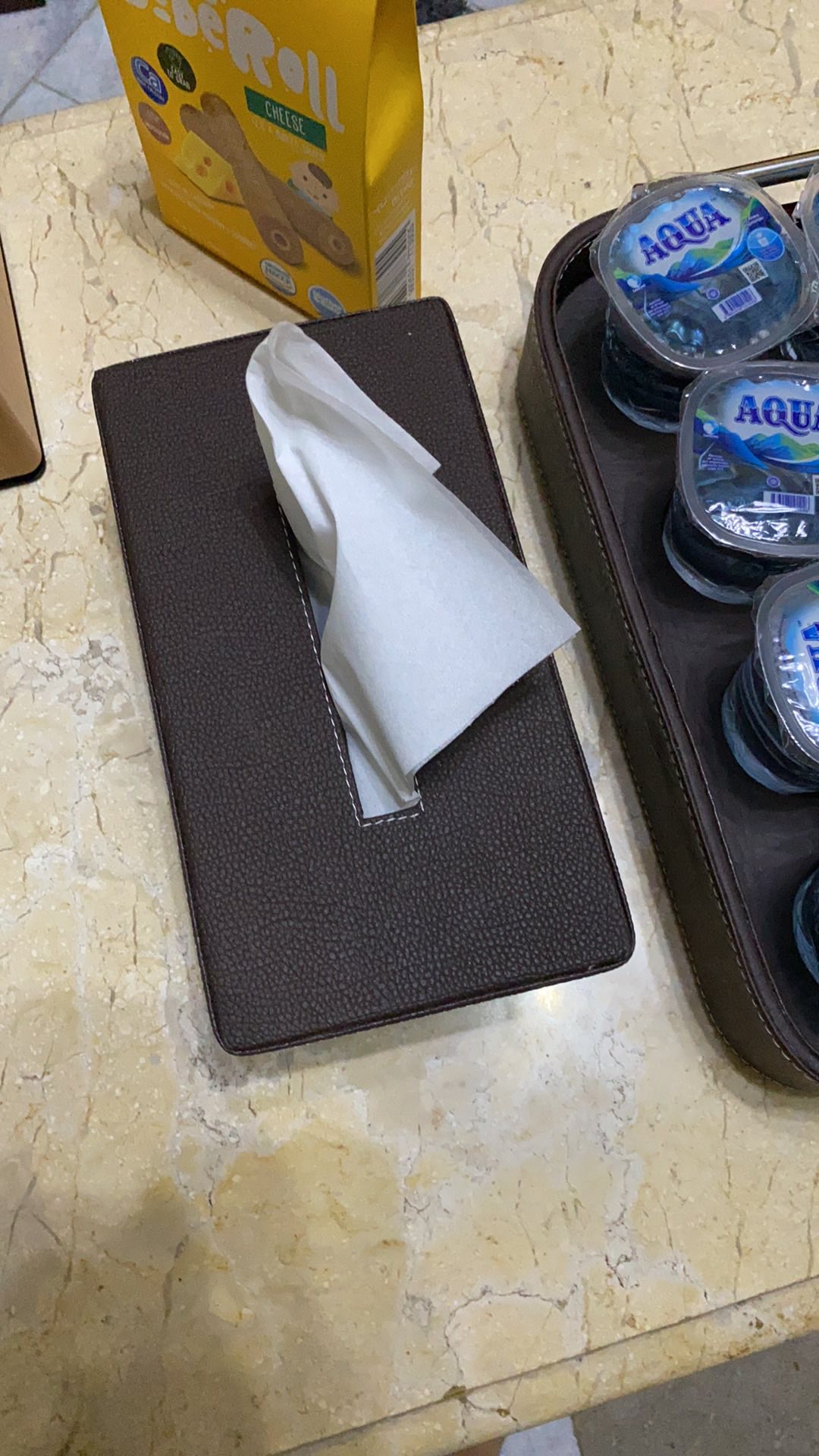 Kotak Box Tisu Vinyl 24x13x9 Cm - Coklat