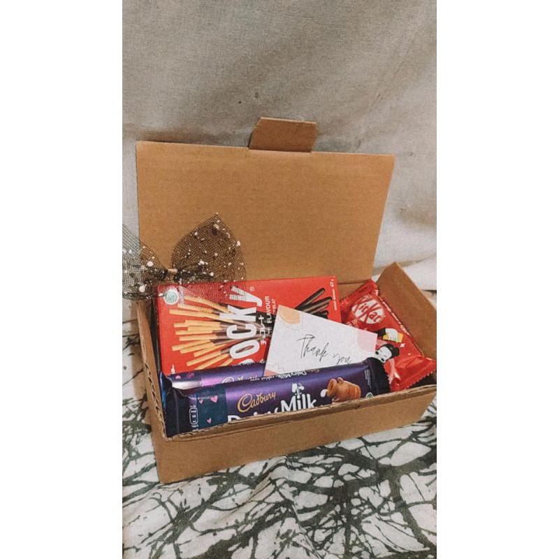 

GIFT BOX | SNACK BOX | HAMPRES SPESIAL VALENTINE ✨