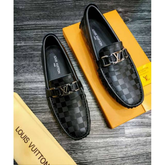 Sepatu slip on louis vuitton premium high quality mirror