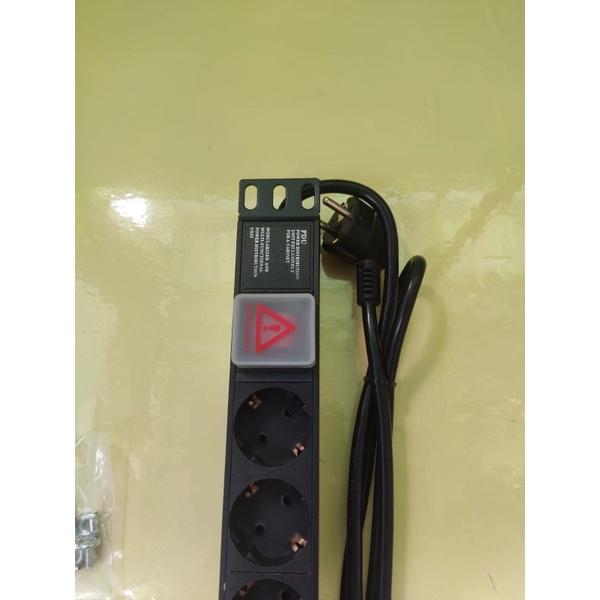 PDU 8 Outlet