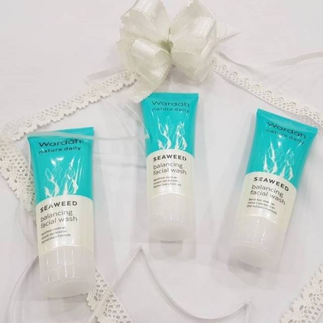 WARDAH NATURE DAILY SEAWEED BALANCING FACIAL WASH 60ML