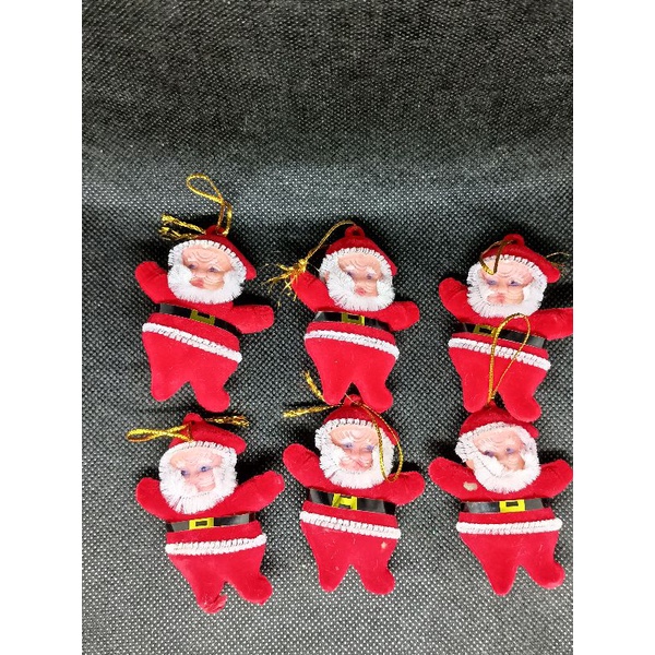 Santa clause ukuran kurang lebih 6cmx4,5cm dan 5x4cm, harga isi 6