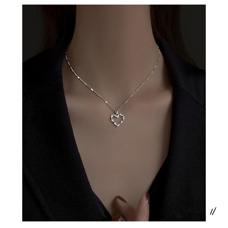 Kalung Rantai Clavicle Desain Hati Bahan Zirkon Untuk Wanita - ol2