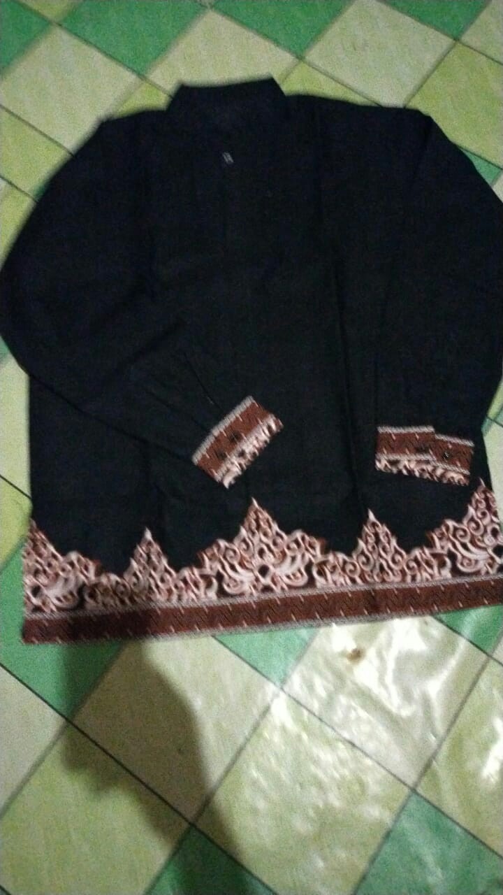 Kemeja Batik Lengan Panjang