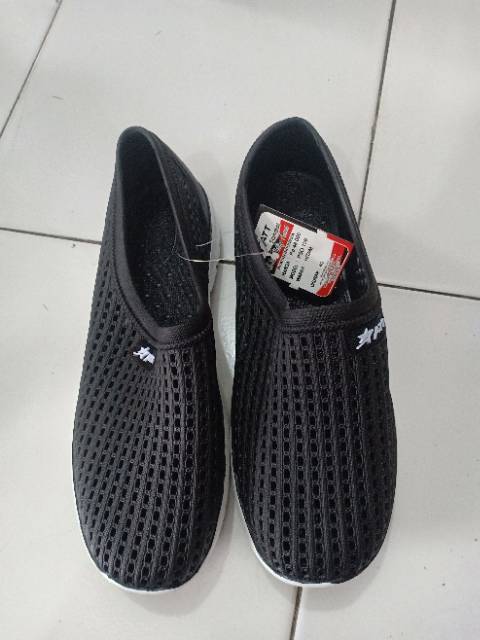 Sepatu karet ATT PSO /sepatu slip on