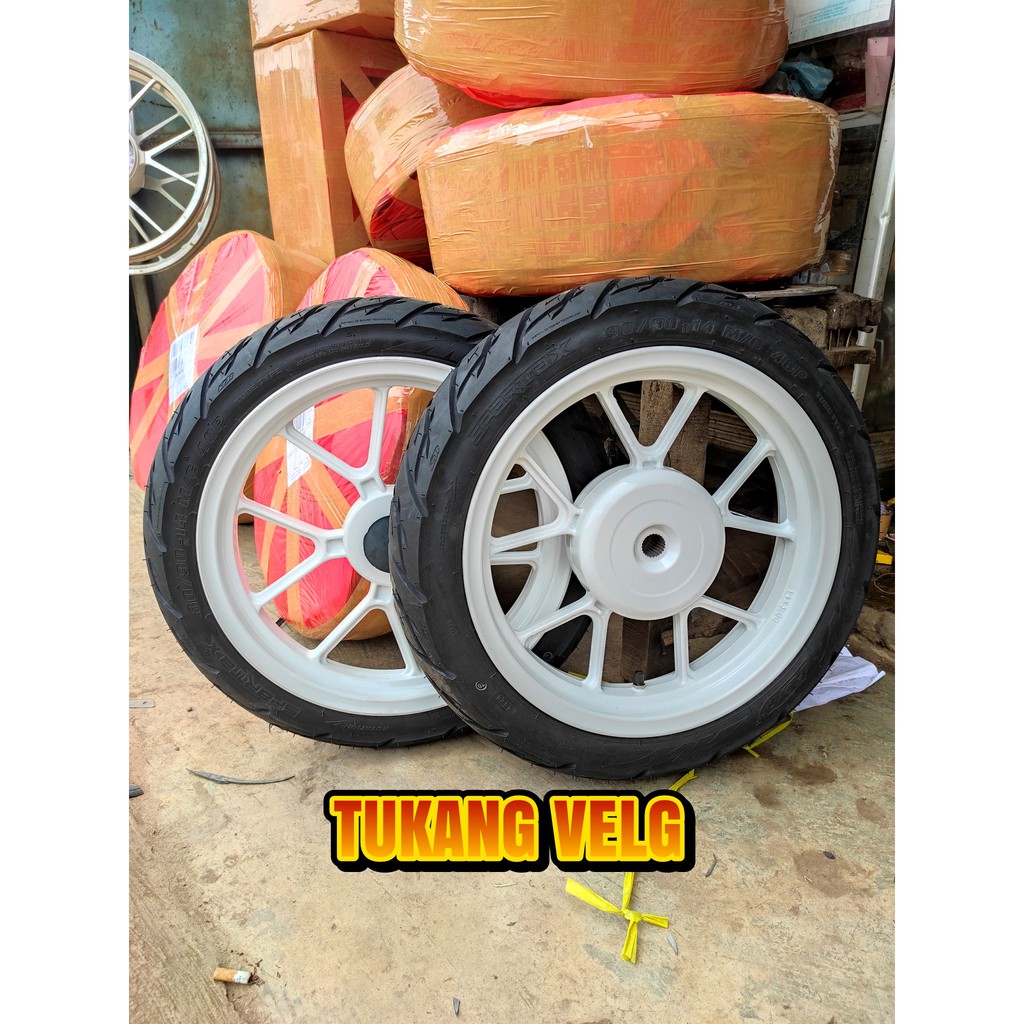 Velg racing tapak lebar matic Honda beat,Vario,Scoopy,Genio,spacy ukuran 250-300 venom mars plus ban
