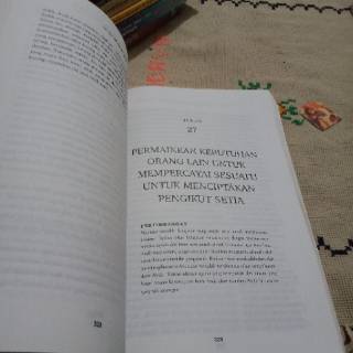 Buku 48 Hukum Kekuasaan by Robert Greene